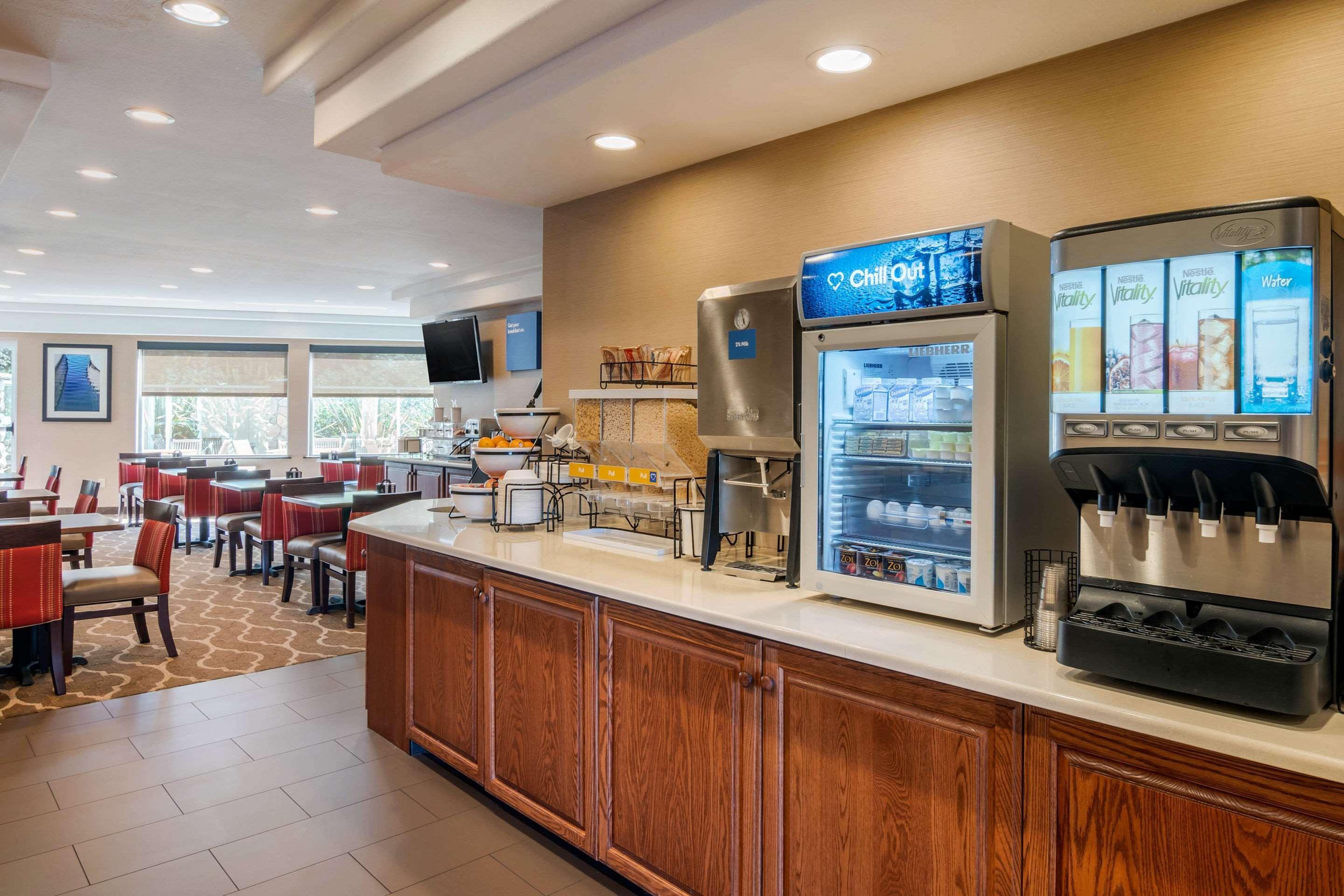 Comfort Inn & Suites Λίνκολν Σίτι Εξωτερικό φωτογραφία